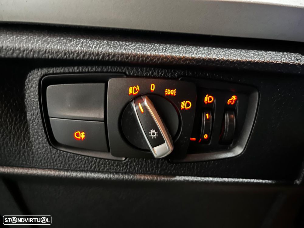 BMW 116 d EfficientDynamics Edition Urban Line - 3