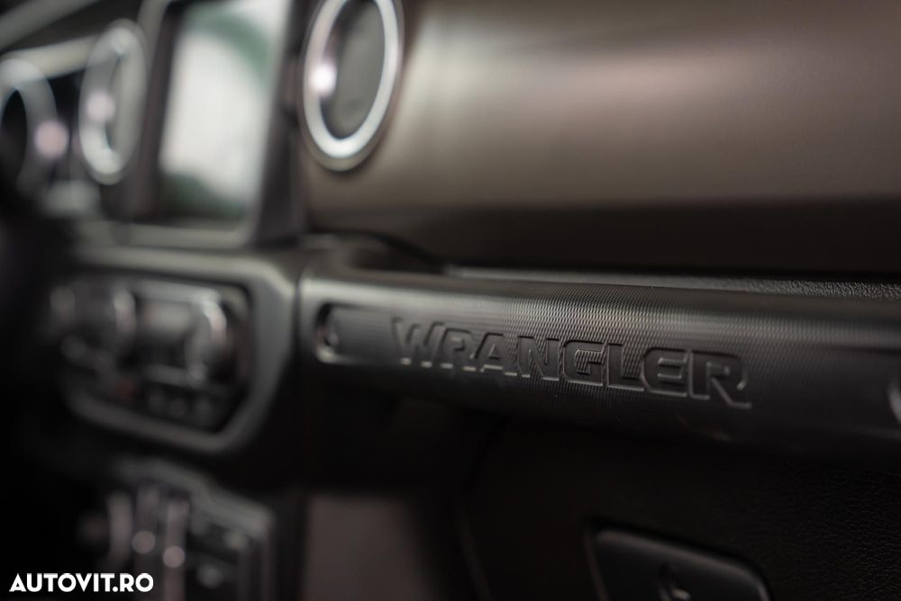 Jeep Wrangler 2.2 CRDi Hardtop AWD Automatik Rubicon - 16