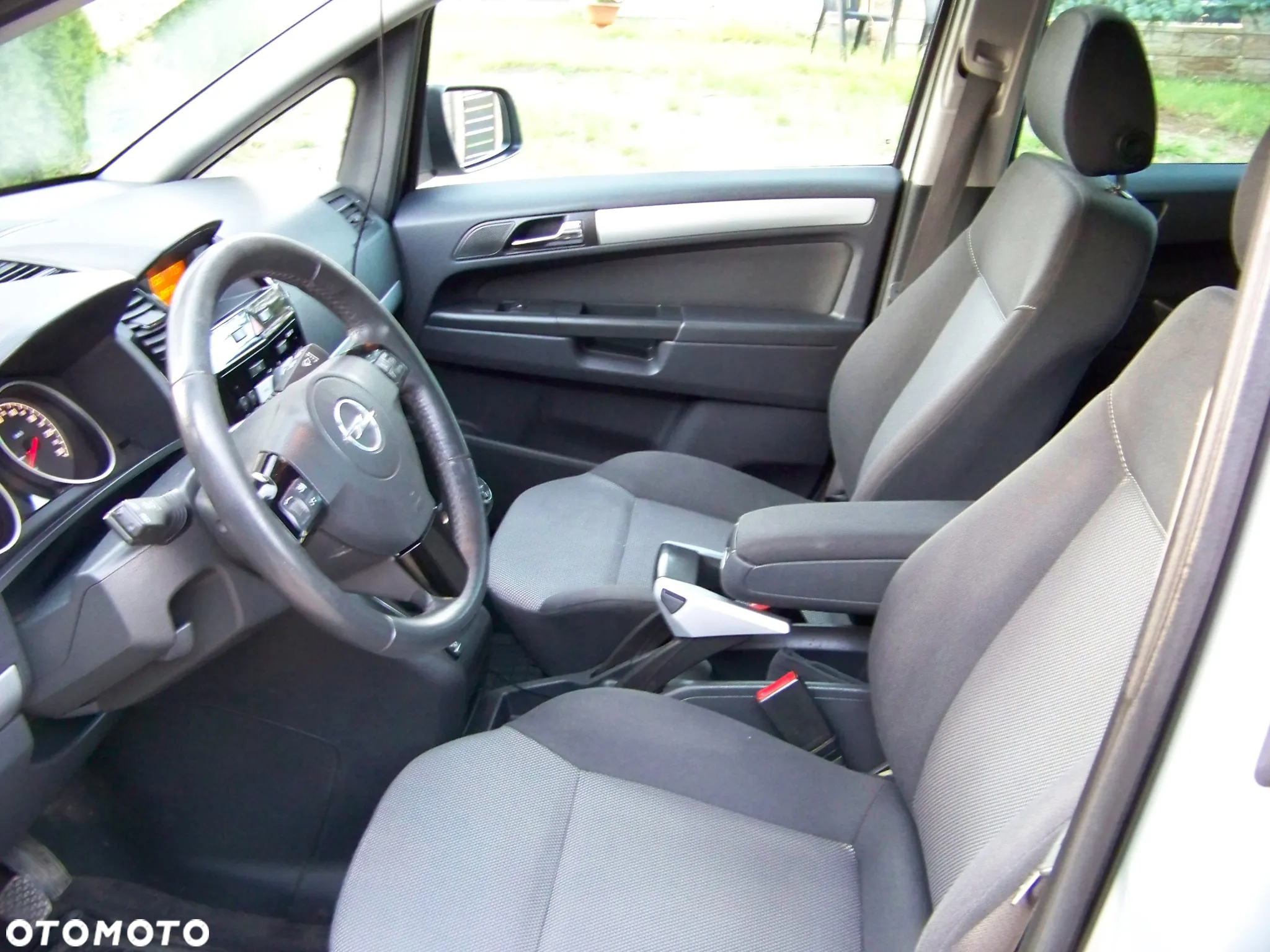 Opel Zafira 1.6 111 - 19