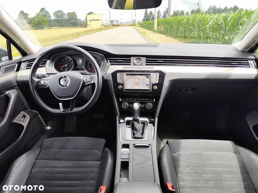 Volkswagen Passat 1.8 TSI (BlueMotion Technology) DSG Highline - 9