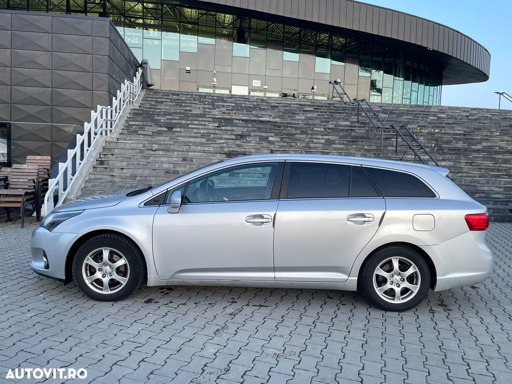 Toyota Avensis 2.0 D-4D Edition (2014) - 4