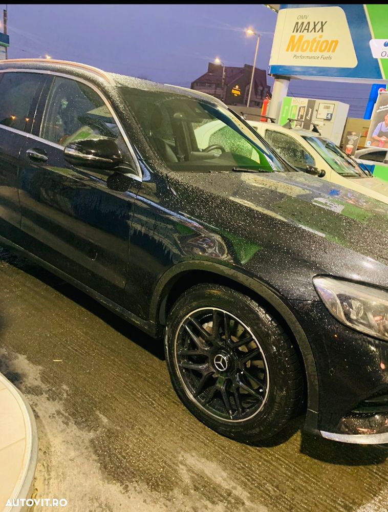 Mercedes-Benz GLC 220 d 4Matic 9G-TRONIC AMG Line - 8