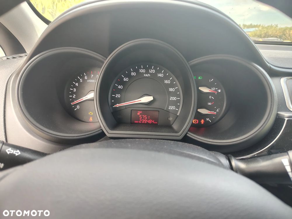 Kia Rio - 20