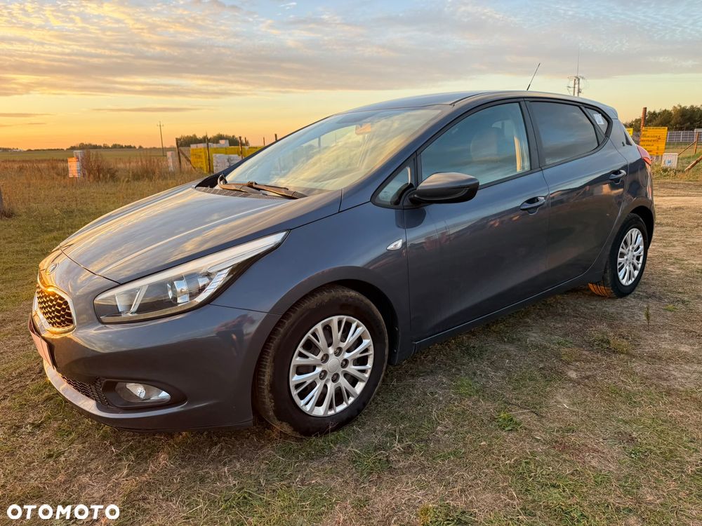 Kia Ceed 1.4 CRDi 90 Spirit - 21