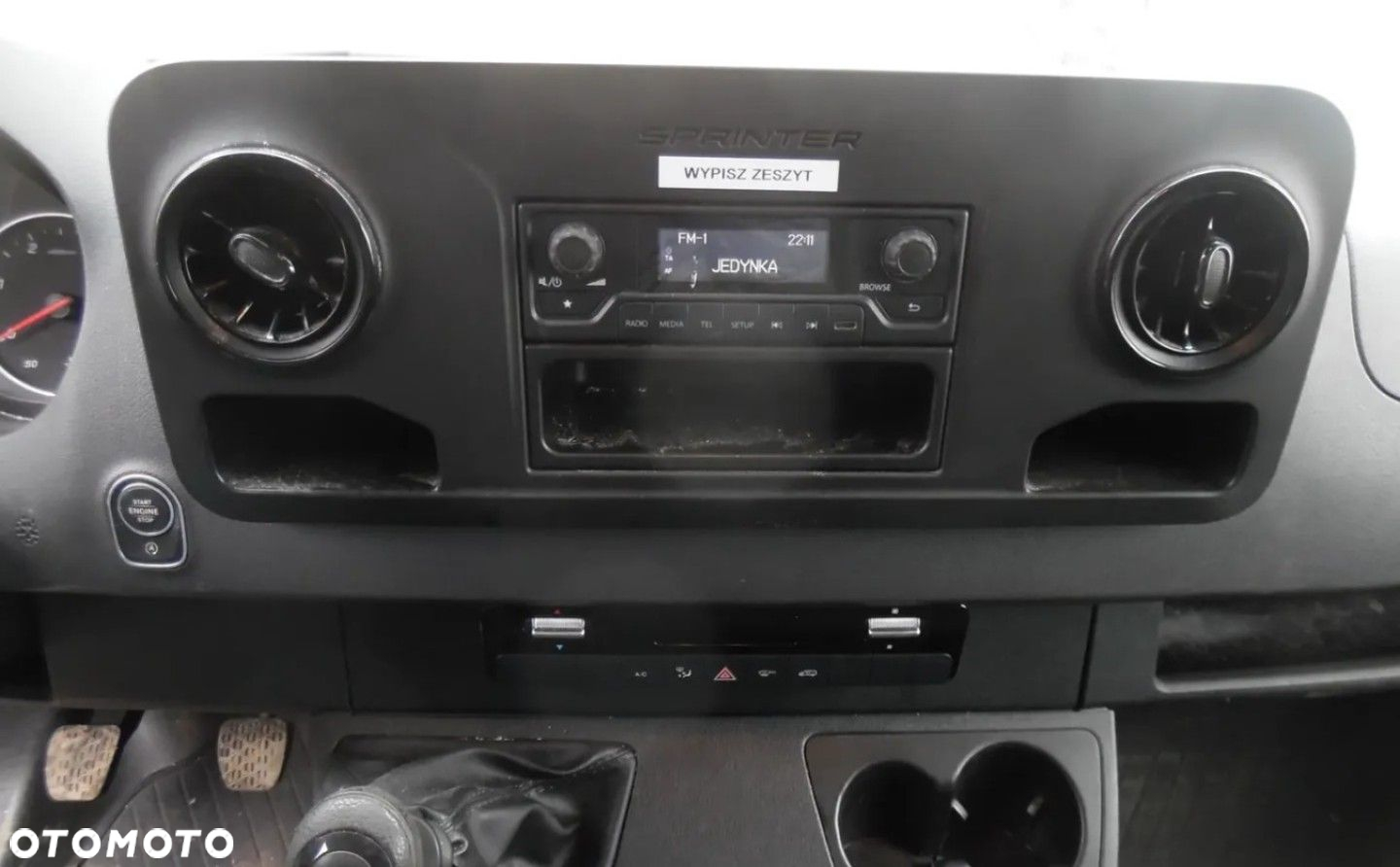 Mercedes-Benz Sprinter - 16