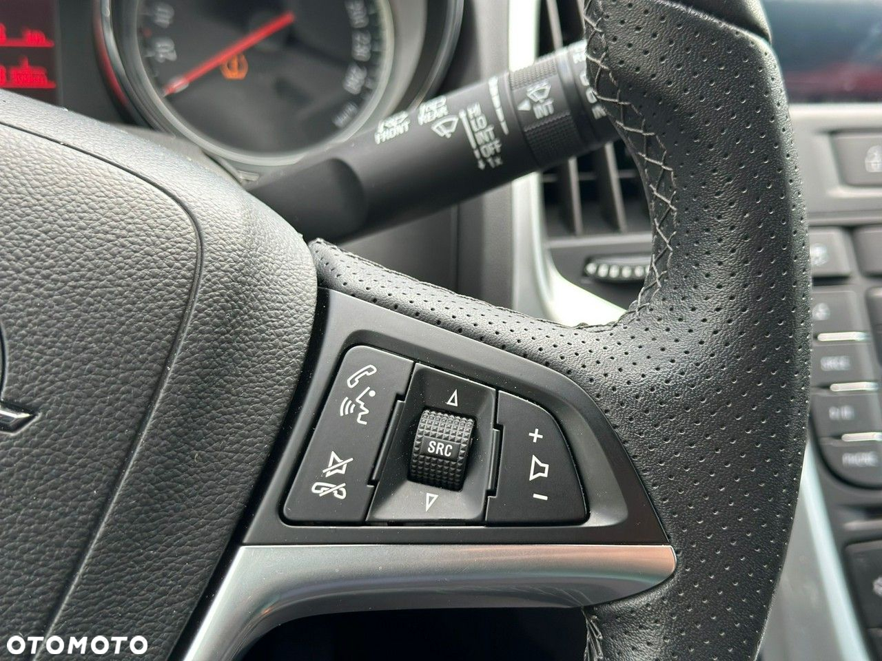 Opel Astra GTC 1.4 Turbo - 19