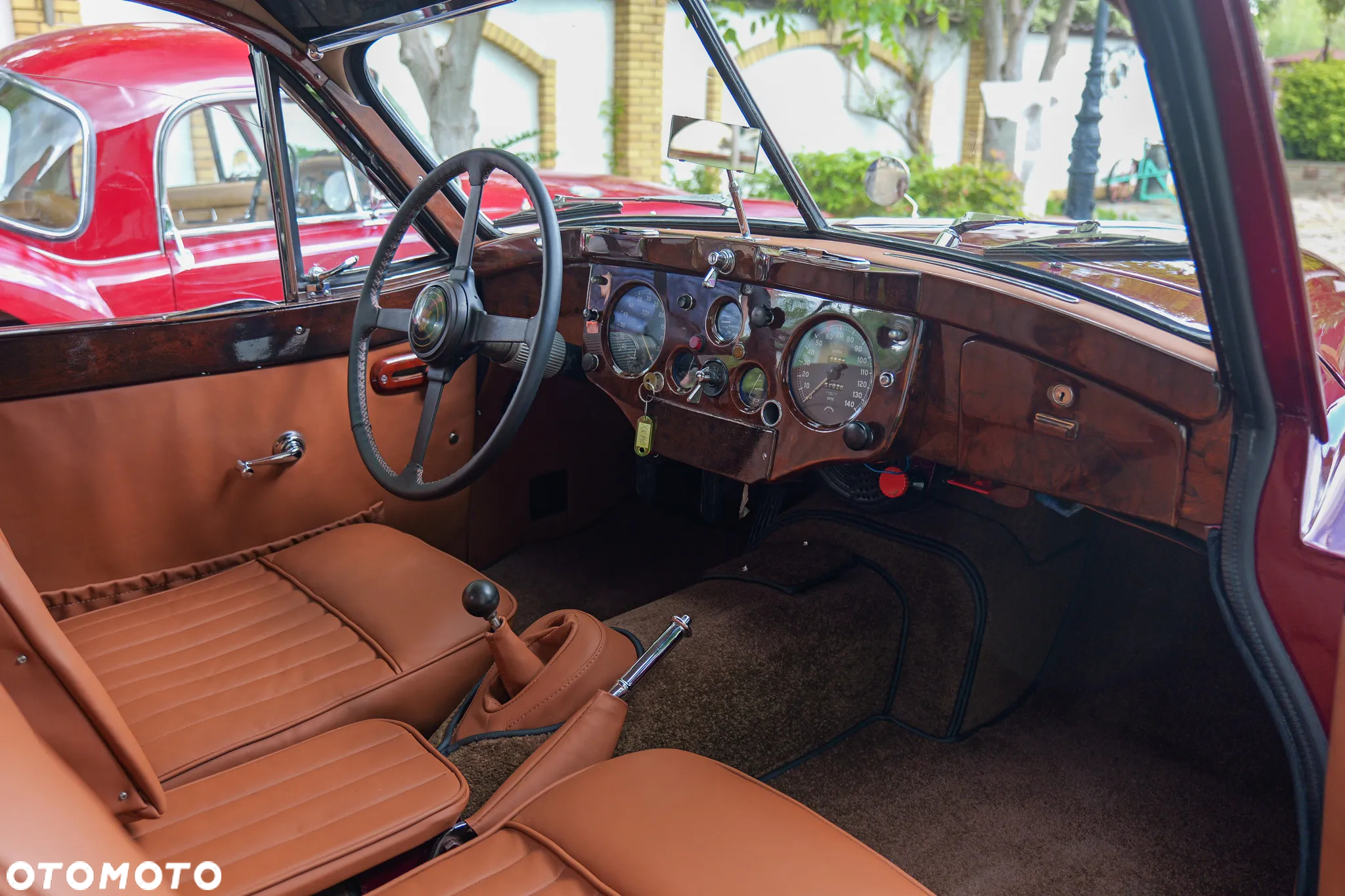 Jaguar XK - 16