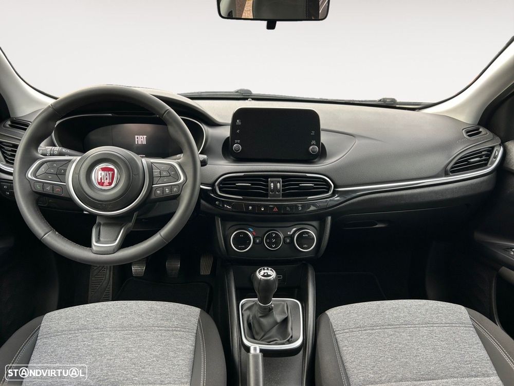 Fiat Tipo Cross 1.0 GSE T3 - 10