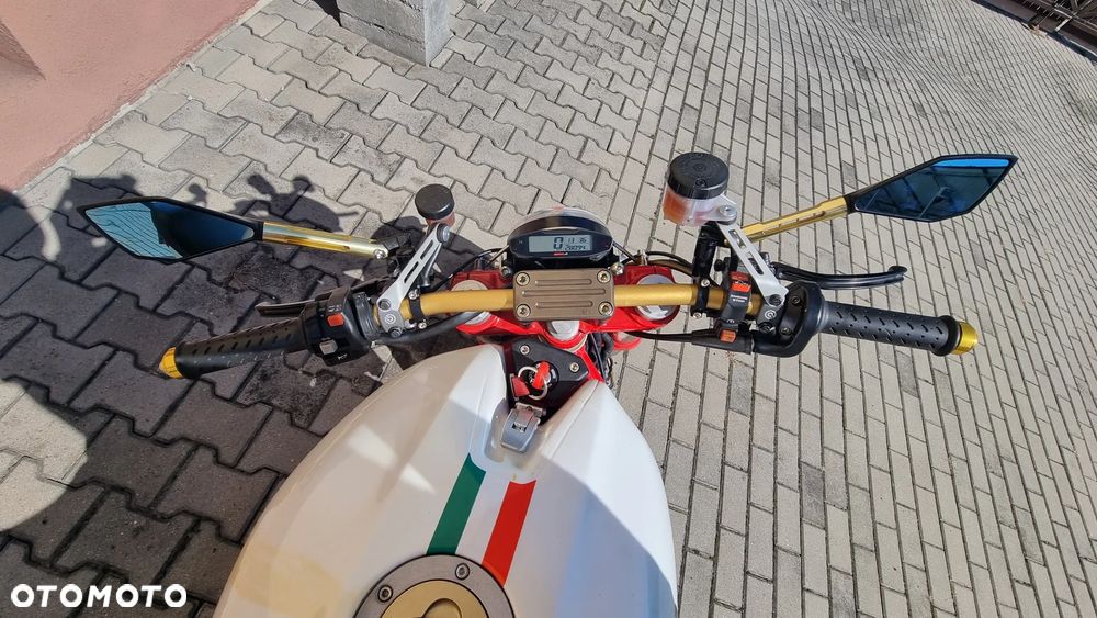 Ducati Monster - 9