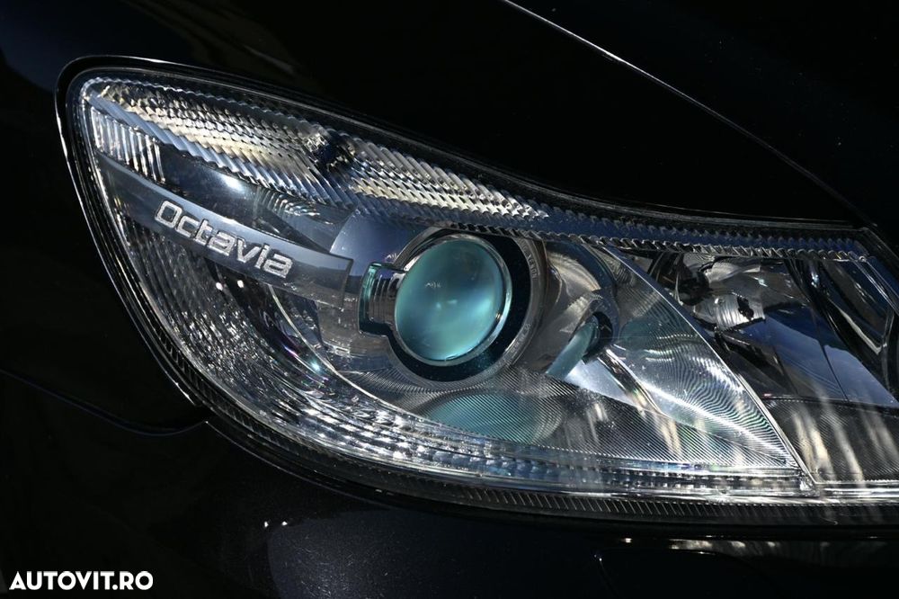 Skoda Octavia 2.0 TDI DPF RS - 10