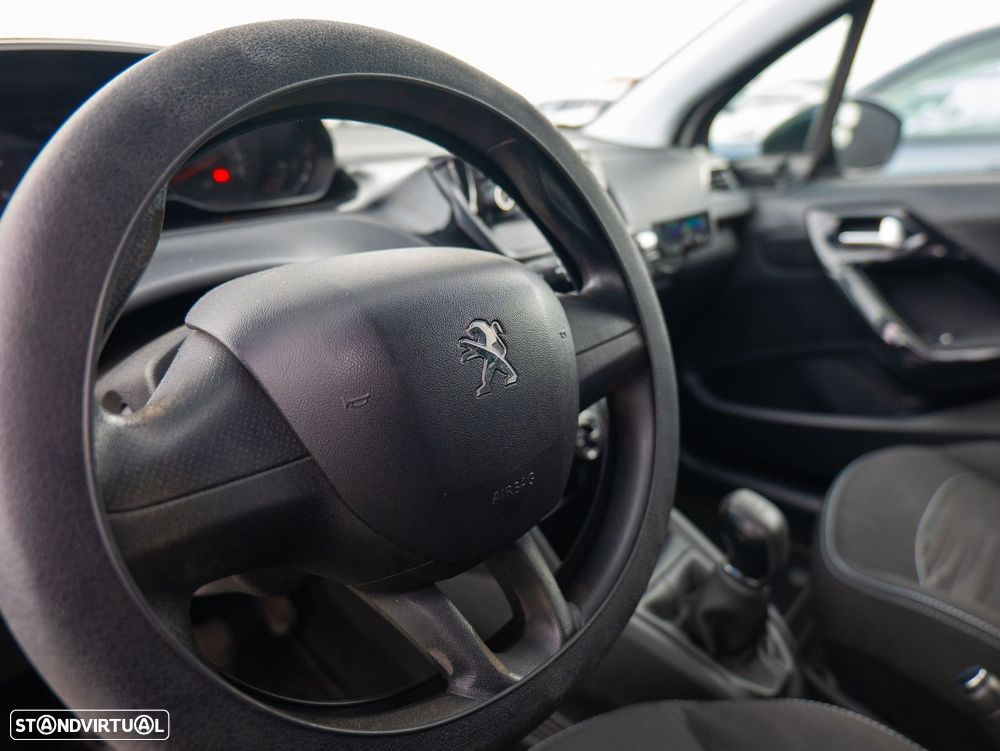 Peugeot 208 1.4 HDi - 14