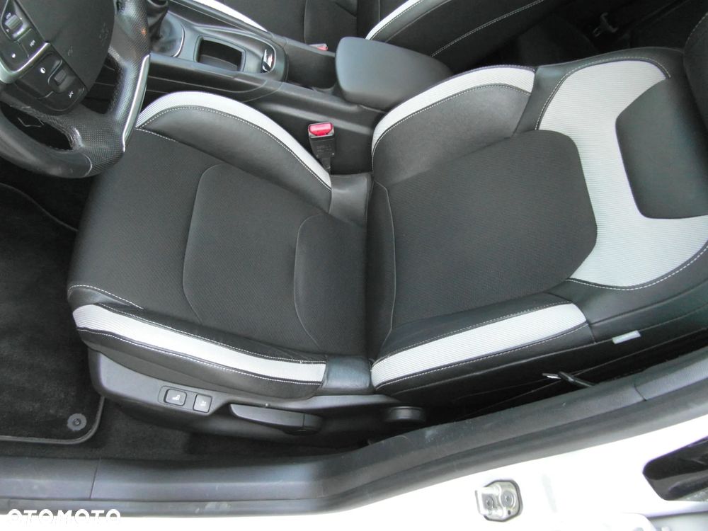 Citroën DS4 VTi 120 SoChic - 16