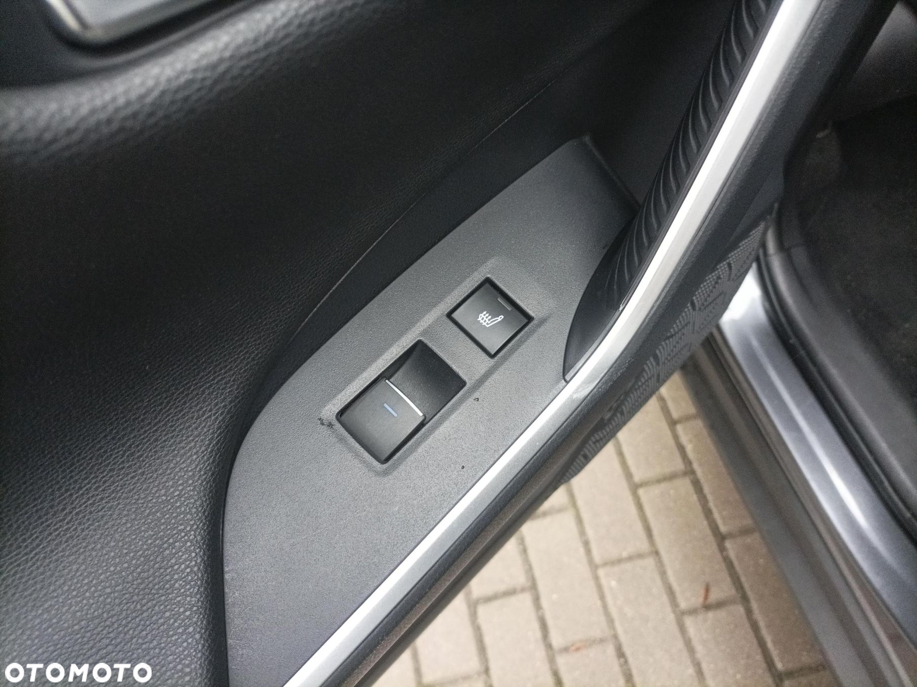 Toyota RAV4 - 18