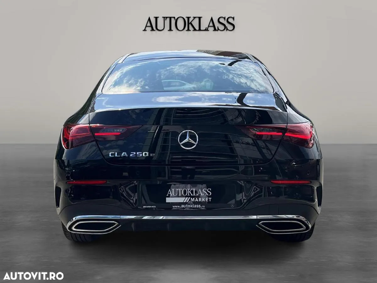 Mercedes-Benz CLA 250 e 8G-DCT AMG Line - 4