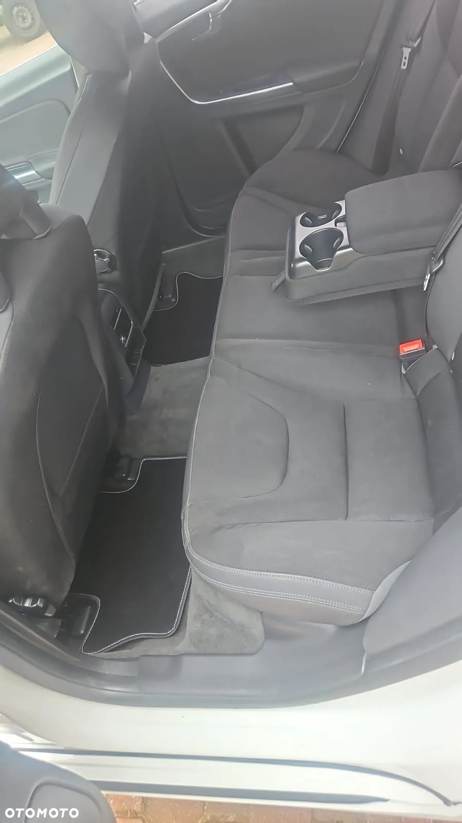 Volvo S60 - 5