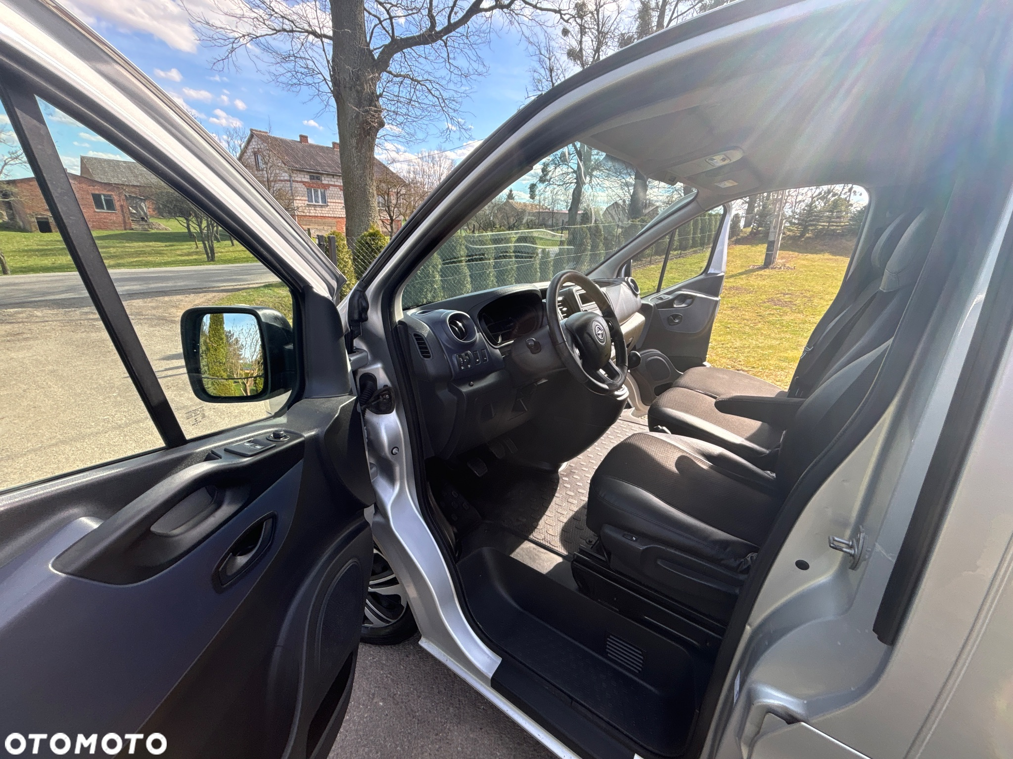 Opel Vivaro - 13