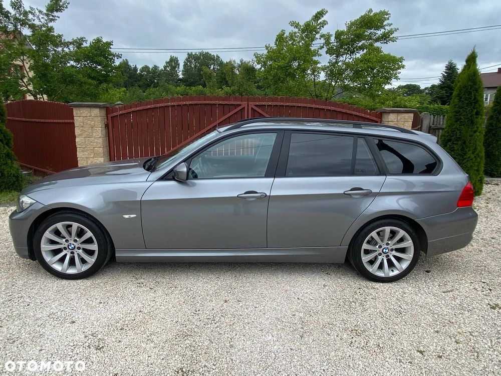 BMW Seria 3 318i - 6
