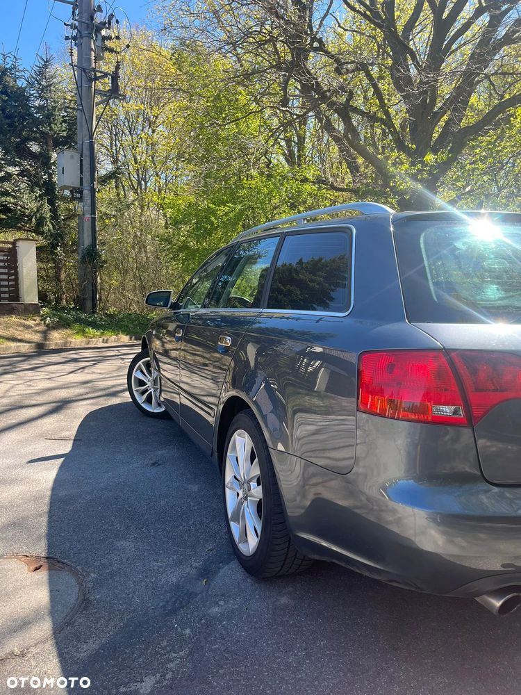 Audi A4 Avant 2.0 T FSI quattro tiptronic - 10