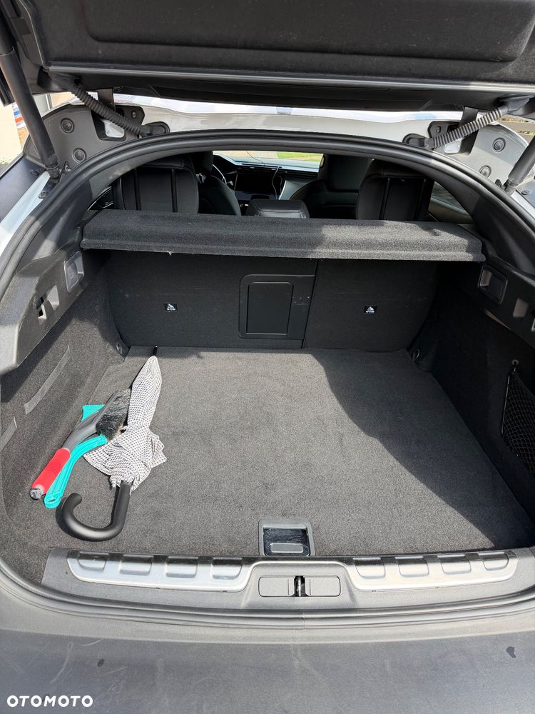 Peugeot 408 - 15
