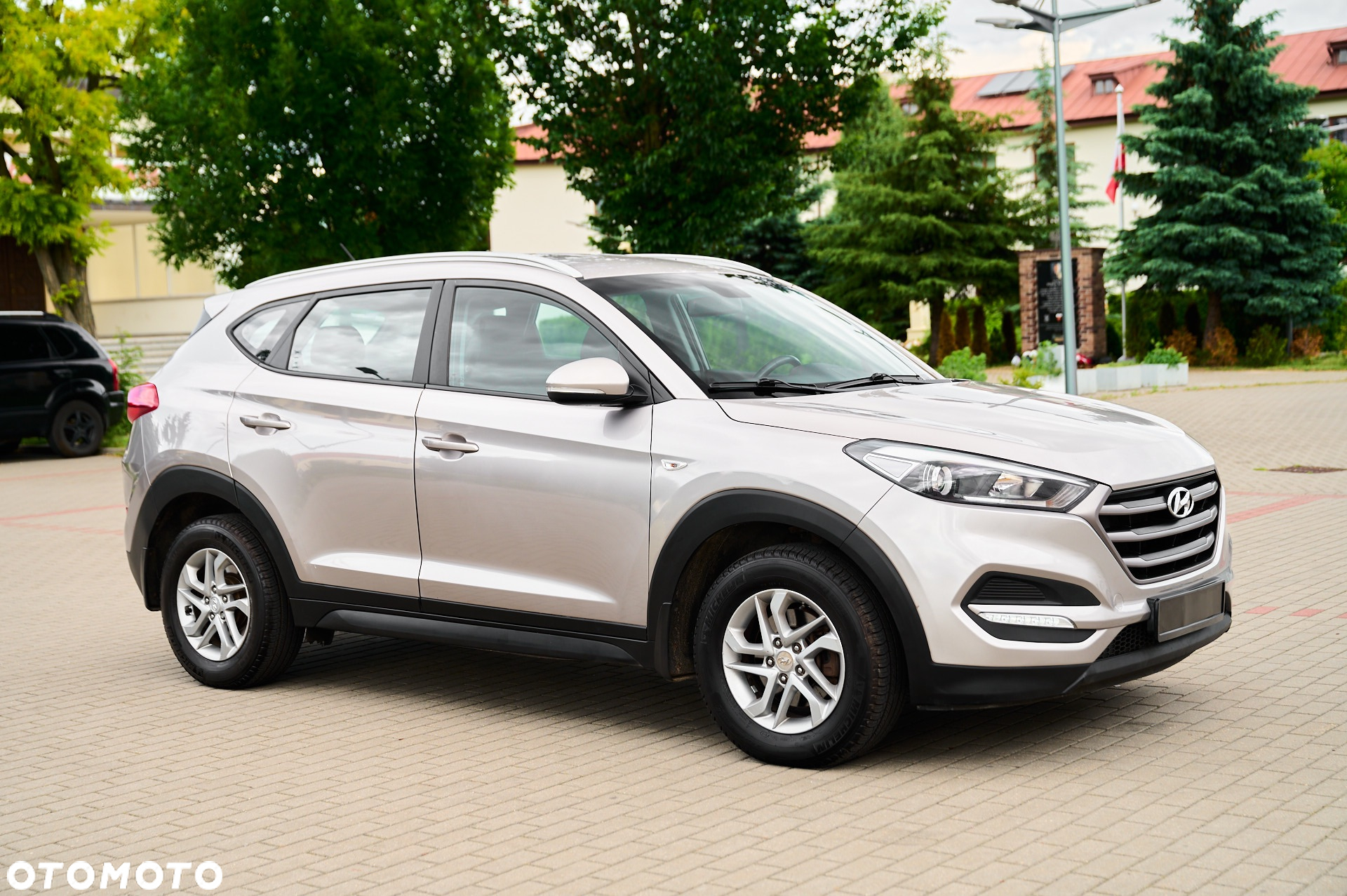 Hyundai Tucson 2.0 CRDi 4WD Automatik Trend - 13