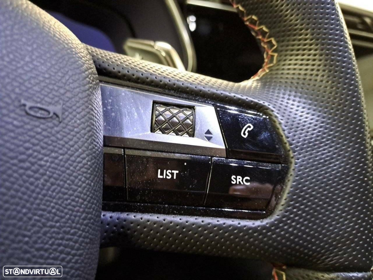 DS DS7 E-Tense Performance Line EAT8 - 17