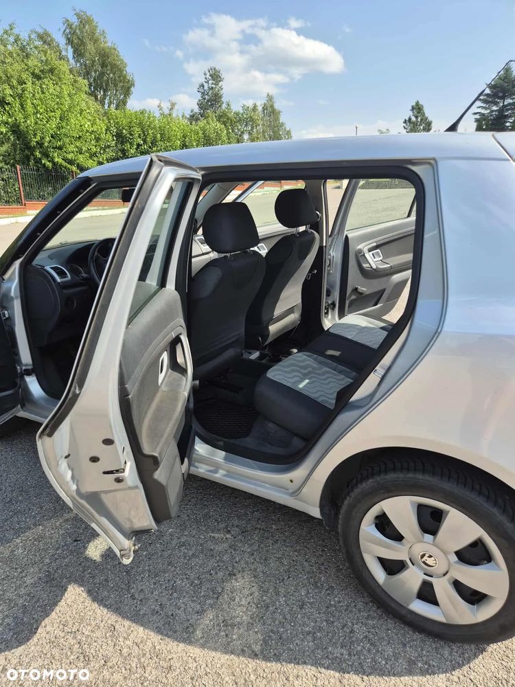 Skoda Fabia - 10