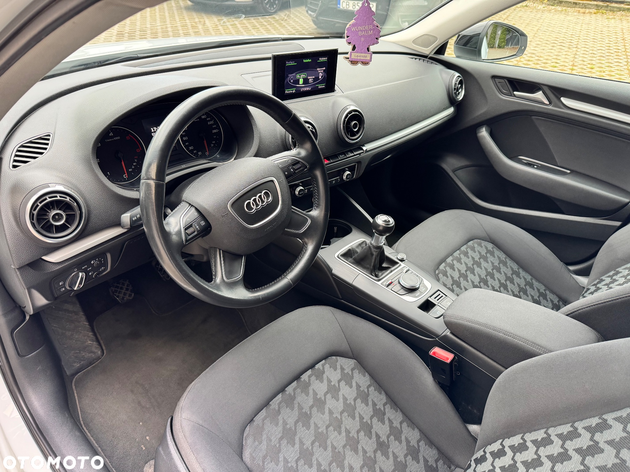Audi A3 1.6 TDI - 9
