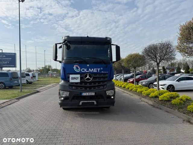 Mercedes-Benz Arocs - 1