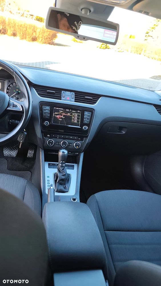 Skoda Octavia 2.0 TDI DSG Ambition - 9