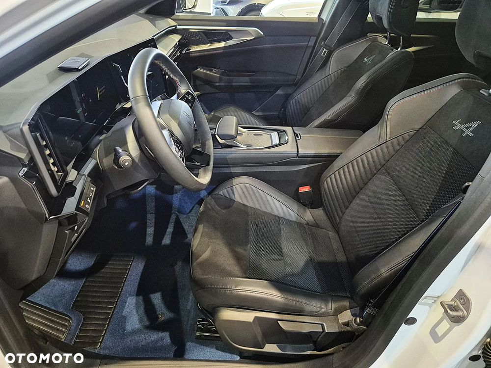 Renault Rafale 1.2 E-Tech PHEV 4x4 300 esprit Alpine MMT - 28
