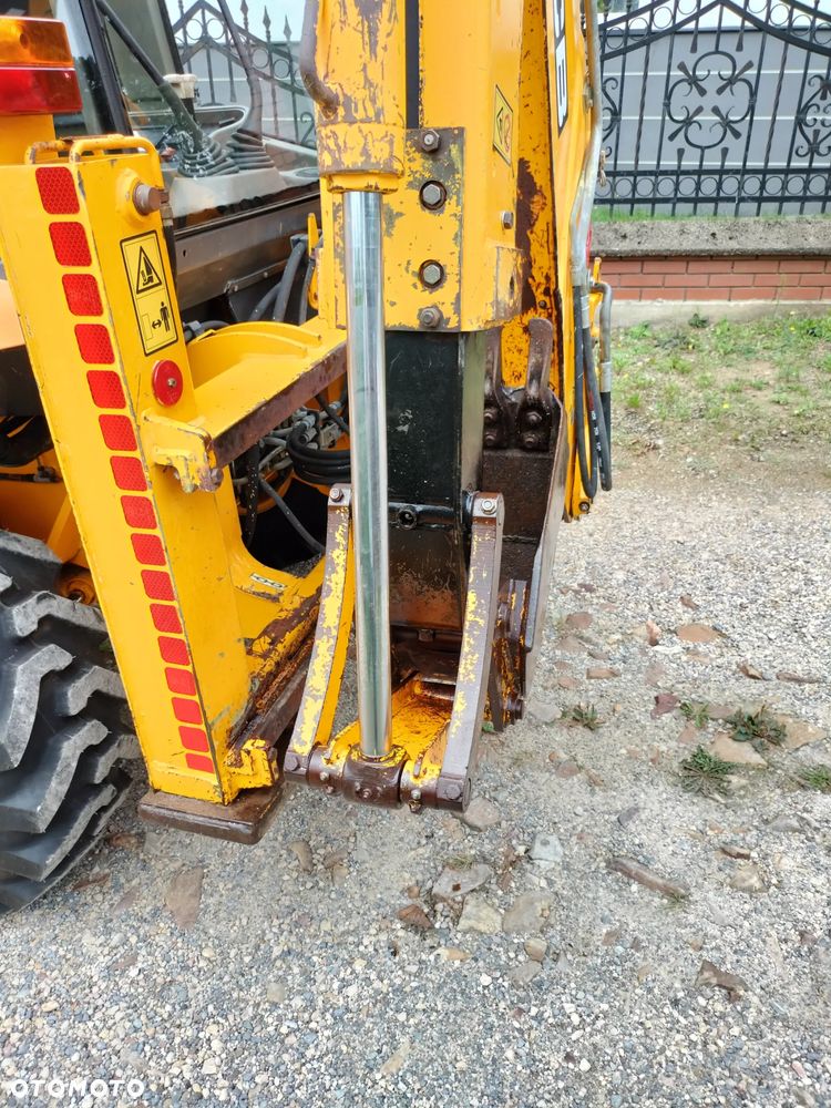 JCB 2 CX - 13