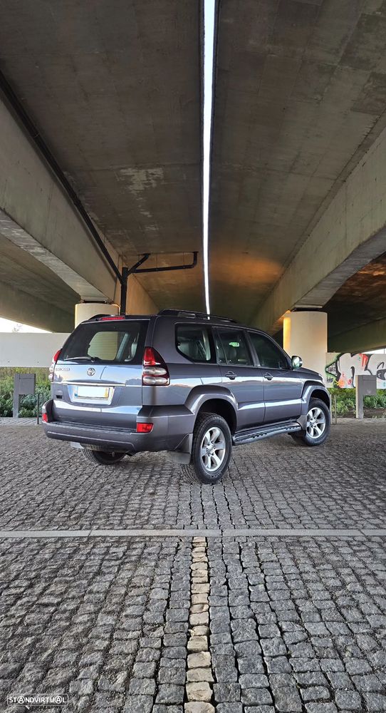 Toyota Land Cruiser 3.0 D-4D - 4