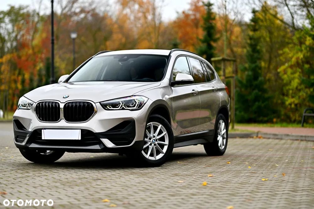 BMW X1 sDrive18d Business Edition - 13