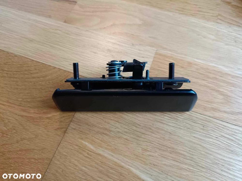 NOWA KLAMKA ZEWNETRZNA LEWA PRAWA PRZOD PRZEDNIA DRZWI PRZEDNICH L P TYL TYLNA CARGO KLAPY BAGAZNIKA CHEVROLET ASTRO 1985-2005 GMC SAFARI 1985-2005 GM1311108 GM1310108 METALOWA - 8