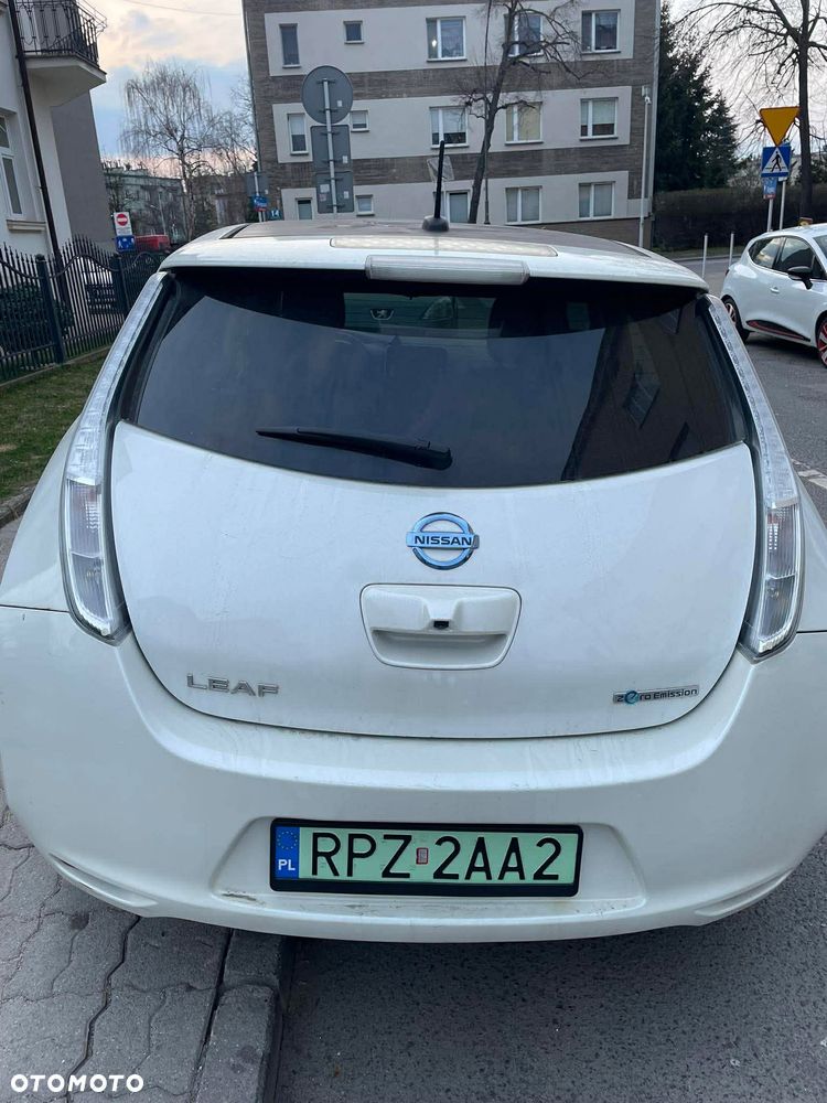Nissan Leaf - 12