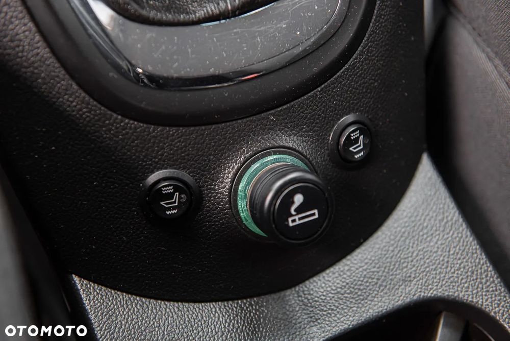 Chevrolet Orlando - 22