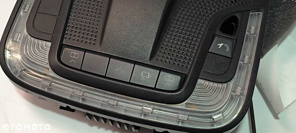 OŚWIETLENIE KABINY MERCDES-BENZ SPRINTER 907 A9109007500 - 9