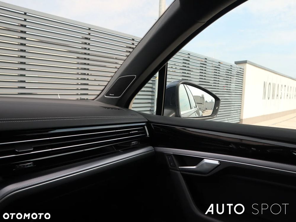 Volkswagen Touareg 3.0 V6 TDI 4Motion DPF Automatik R-Line - 34