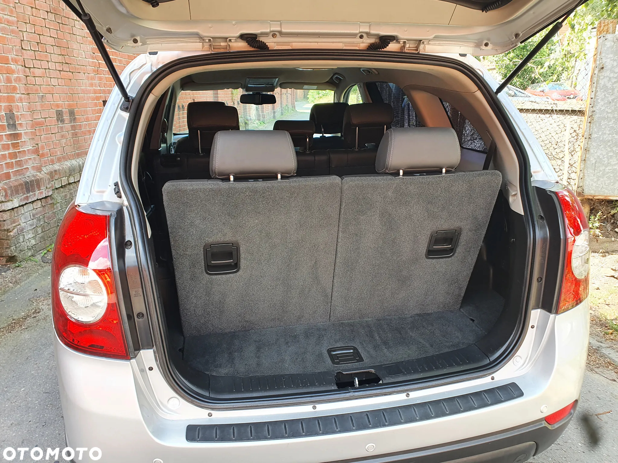 Chevrolet Captiva 2.2 D LT FWD - 22