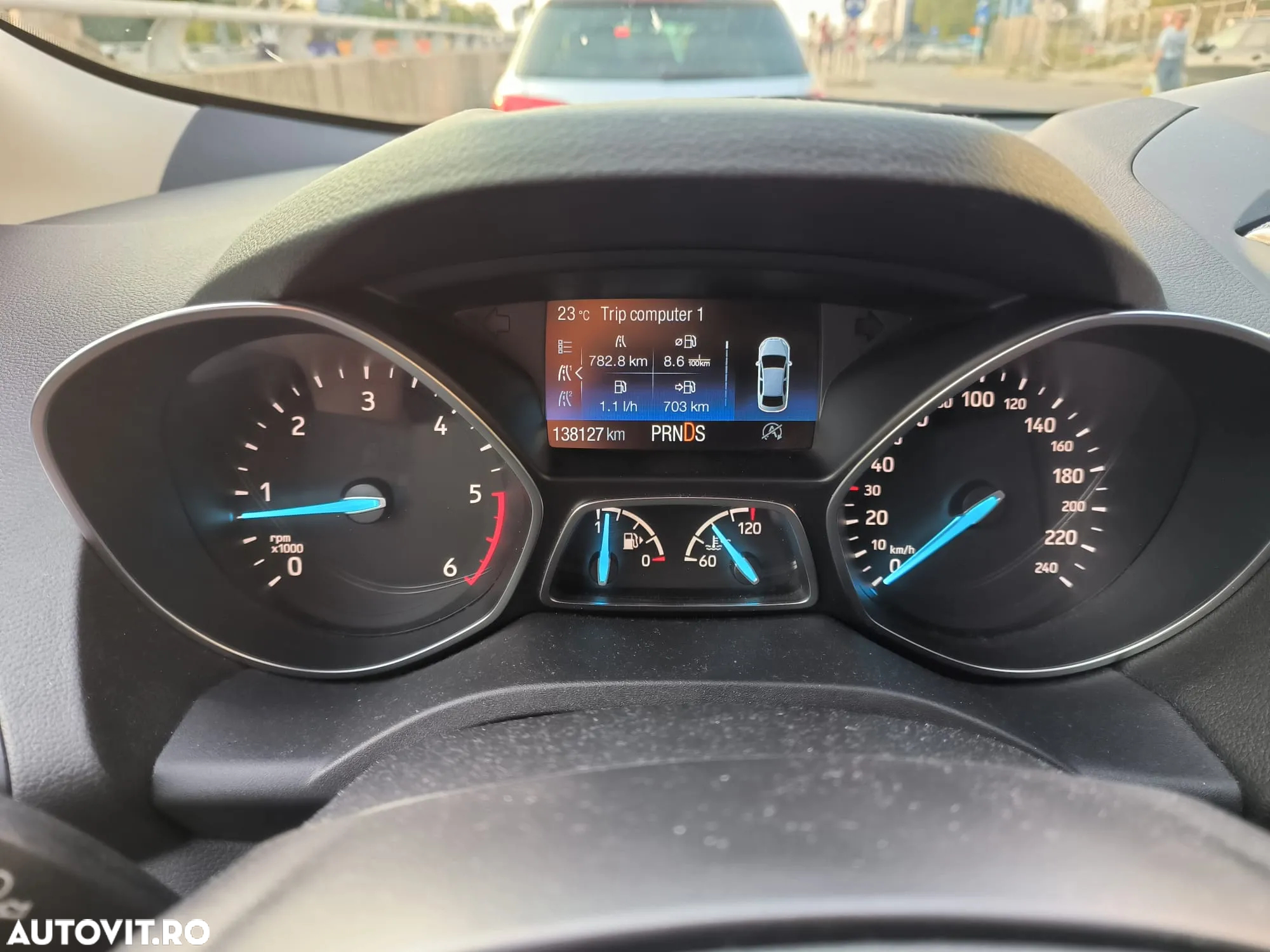 Ford Kuga 2.0 TDCi 4WD Powershift Titanium - 14