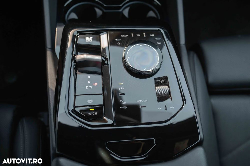 BMW Seria 5 520d xDrive Aut. - 36