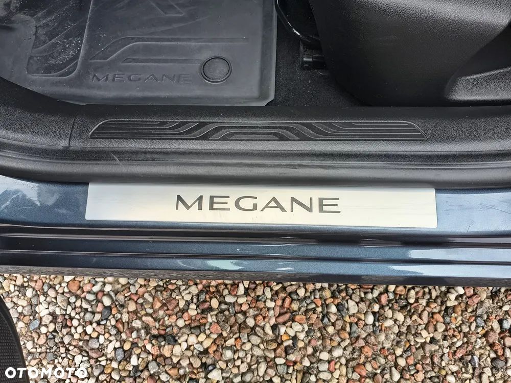 Renault Megane ENERGY TCe 130 Start & Stop LIMITED - 38