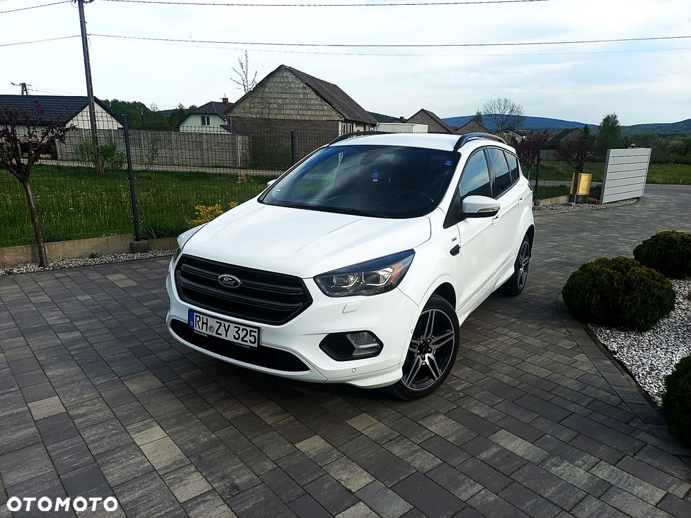 Ford Kuga 2.0 TDCi 2x4 ST-Line - 11