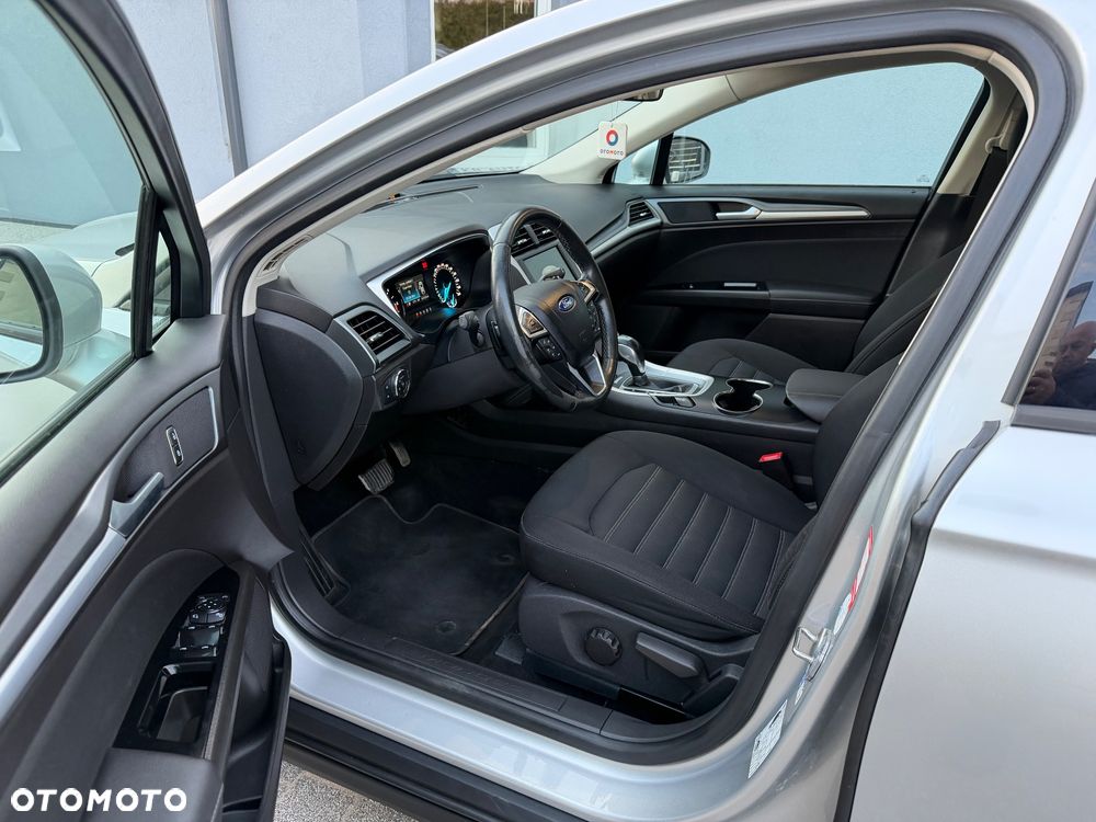 Ford Mondeo 2.0 TDCi Titanium PowerShift - 6