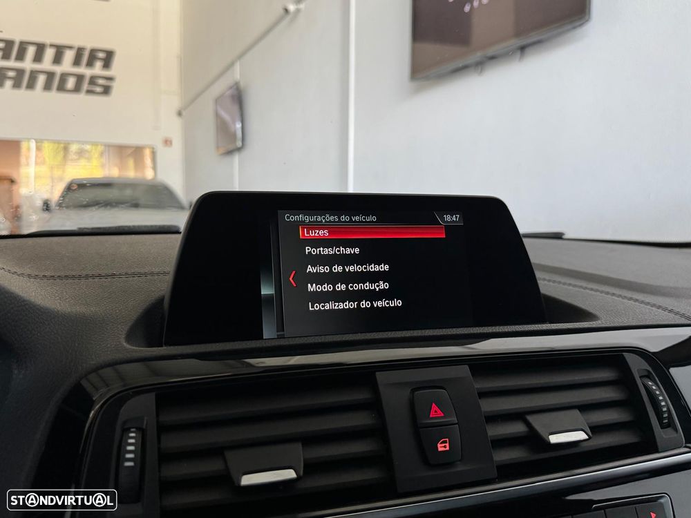 BMW 116 d Pack M - 27