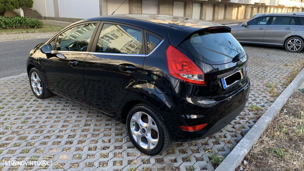 Ford Fiesta - 5
