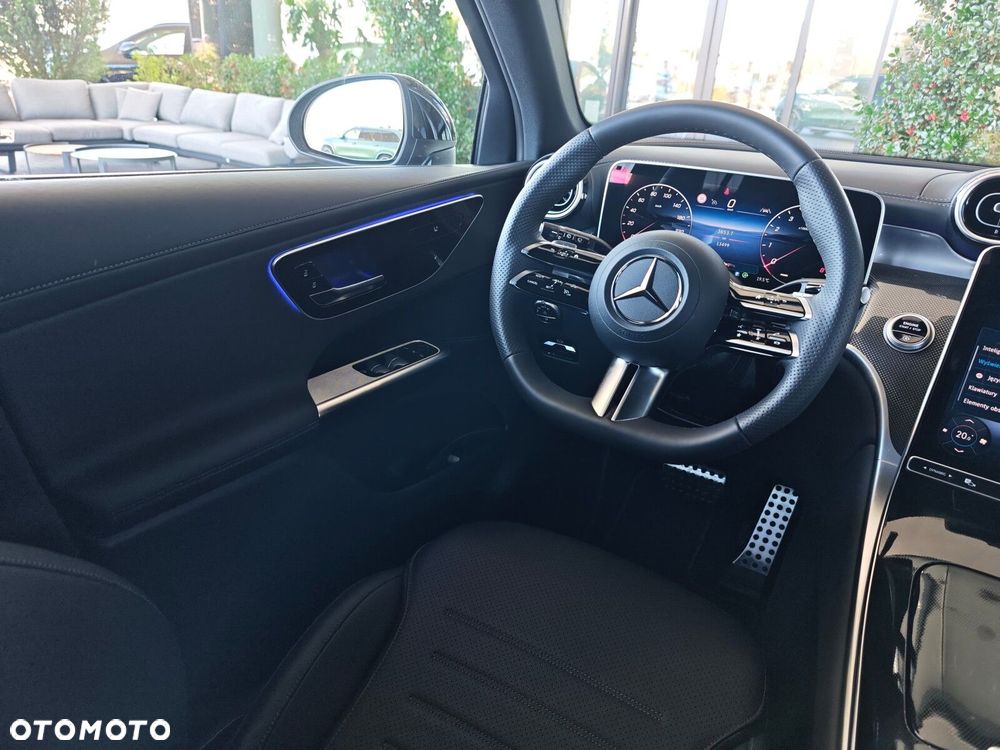 Mercedes-Benz GLC - 14