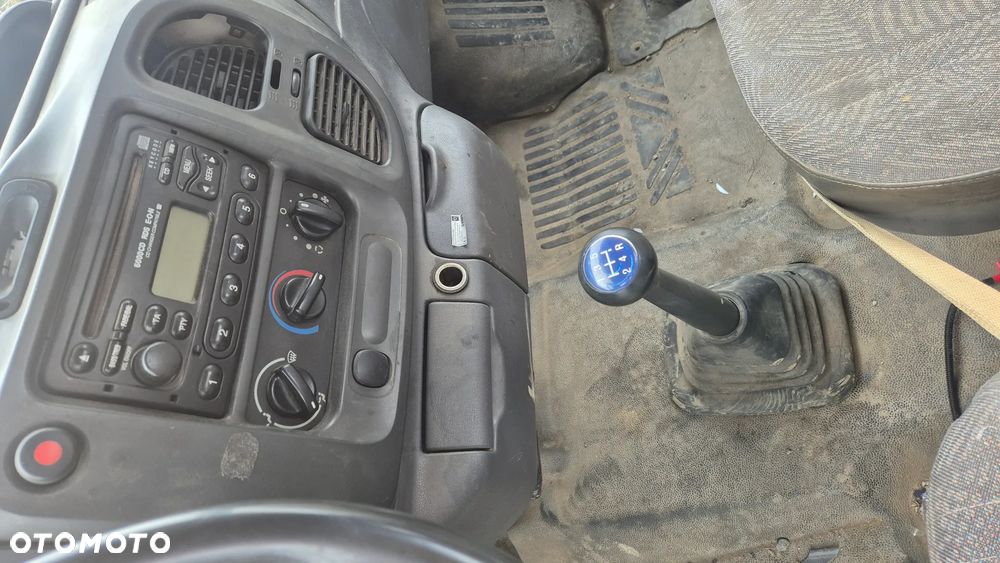 Ford Transit 300M - 8