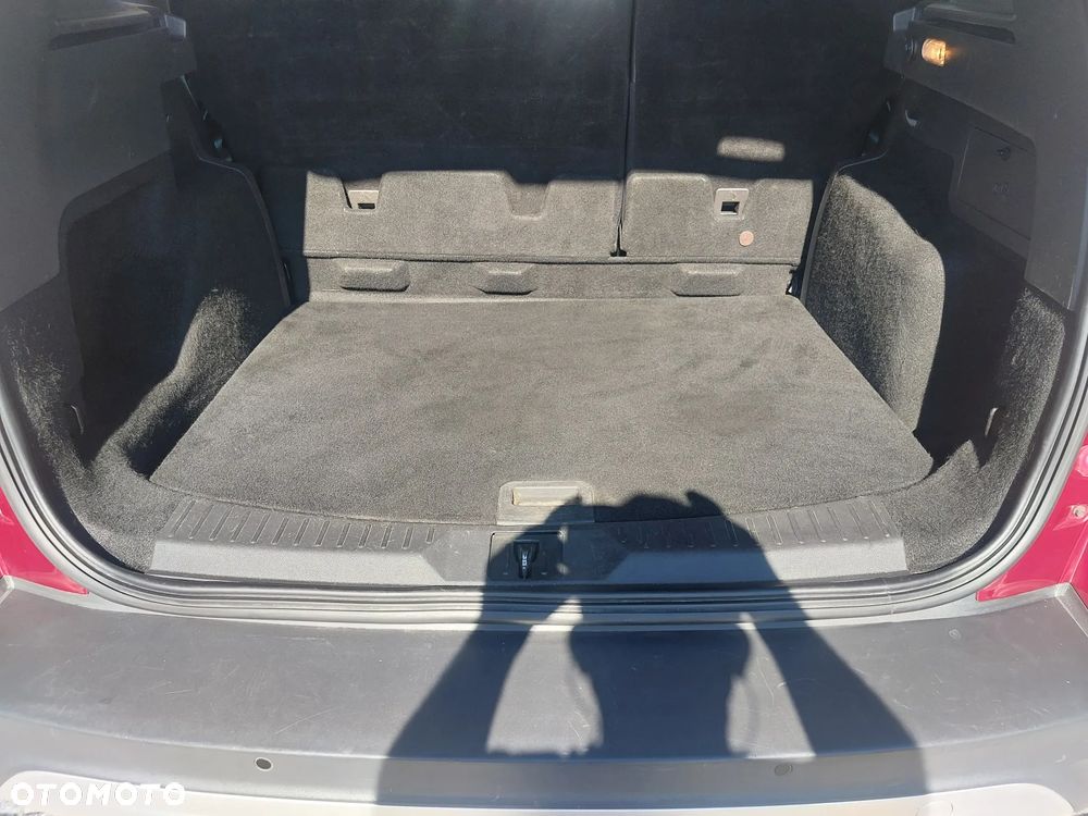 Ford Kuga - 21