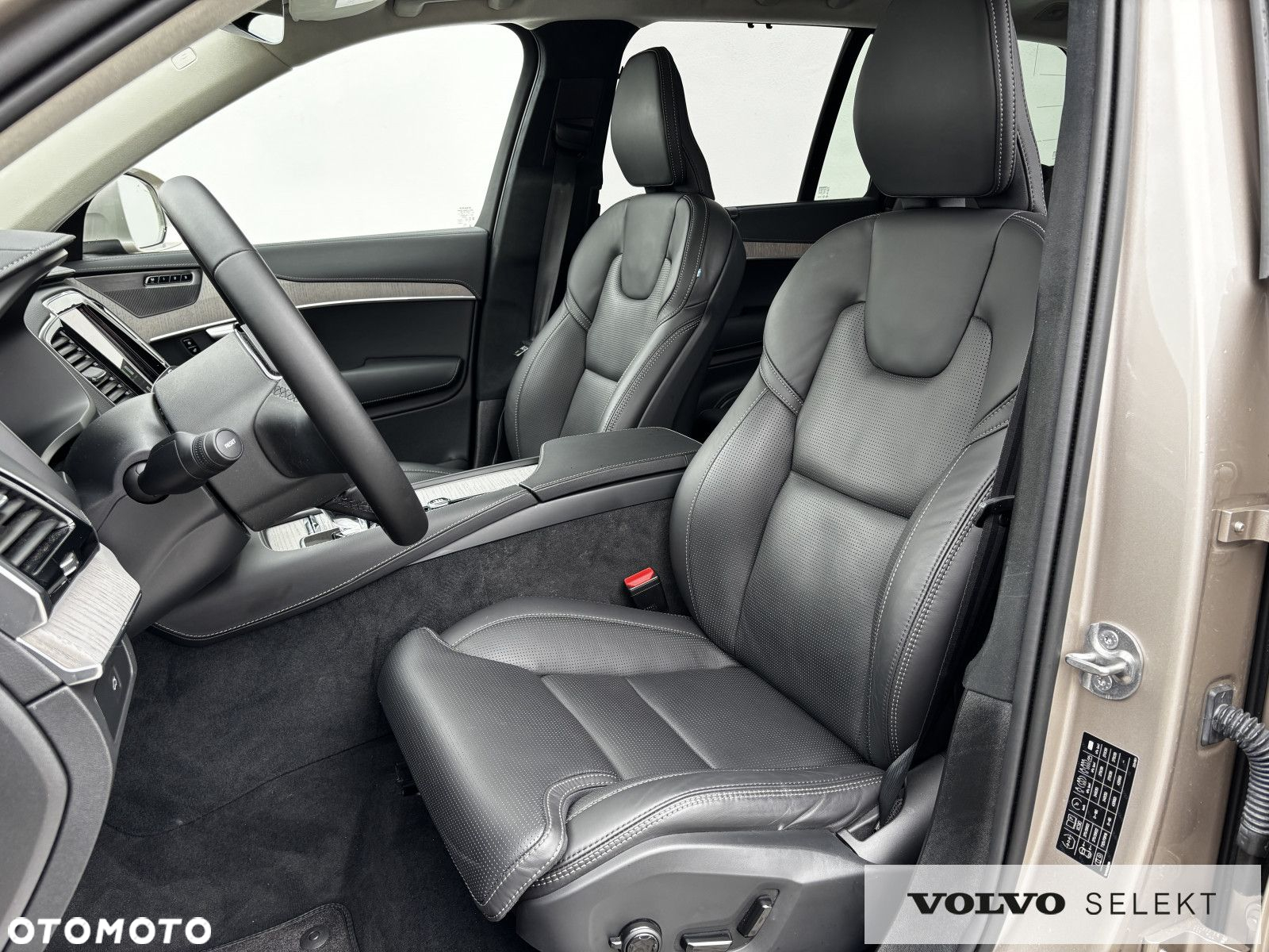 Volvo XC 90 - 8